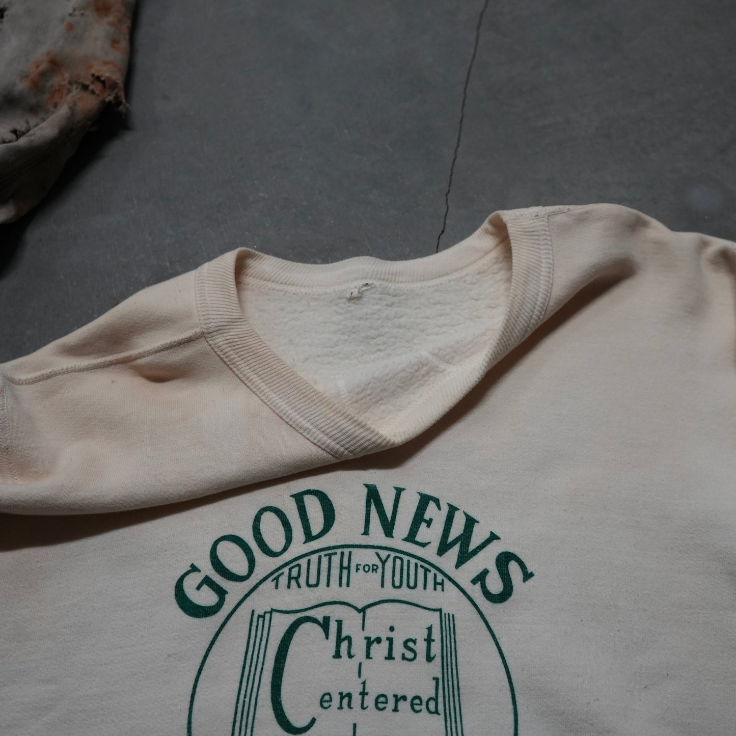 50s camp single v sweat