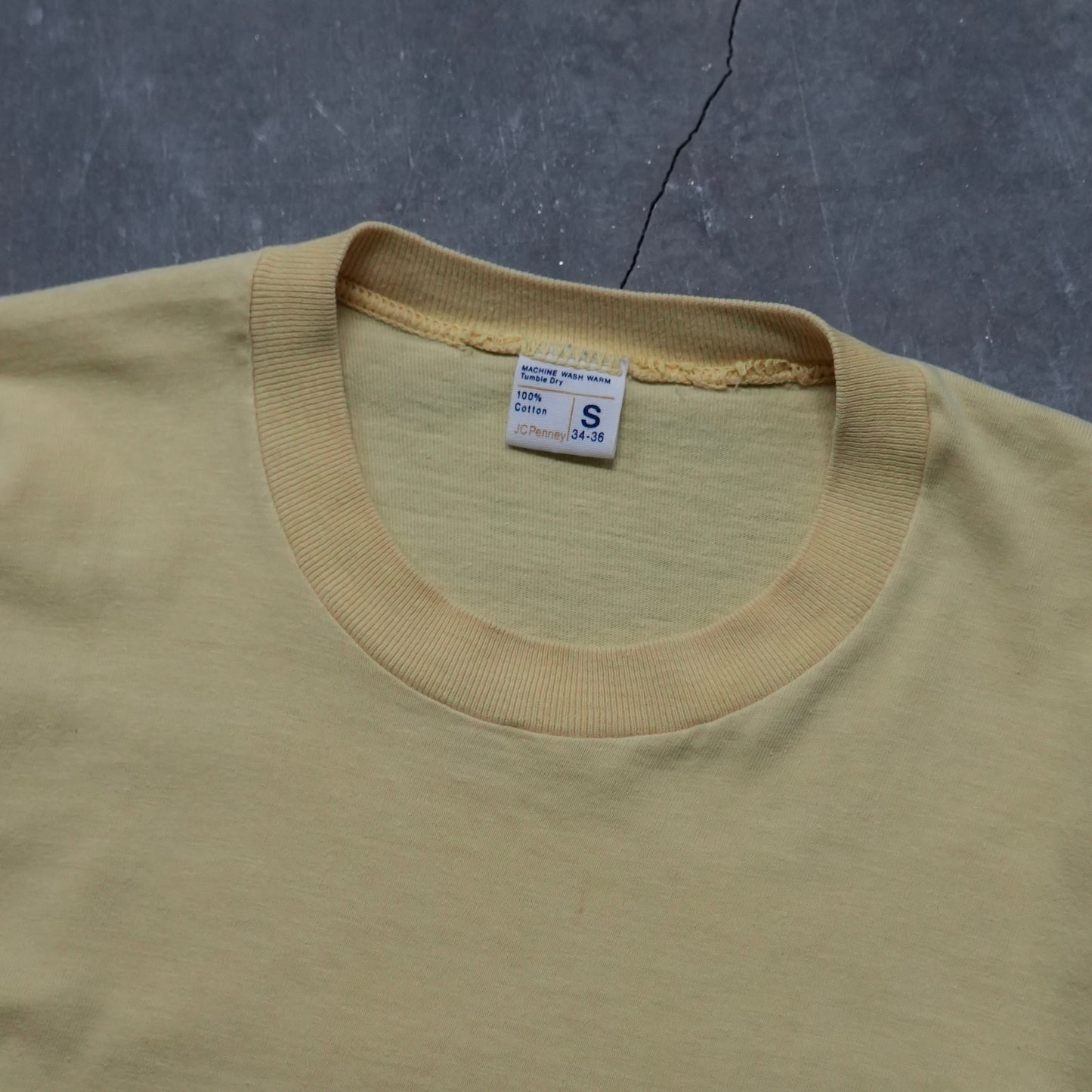 70s pale yellow pocket tee