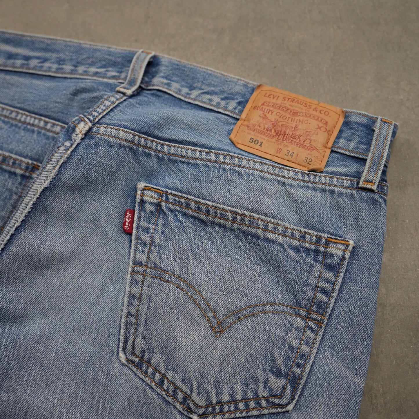 90s levi’s 501