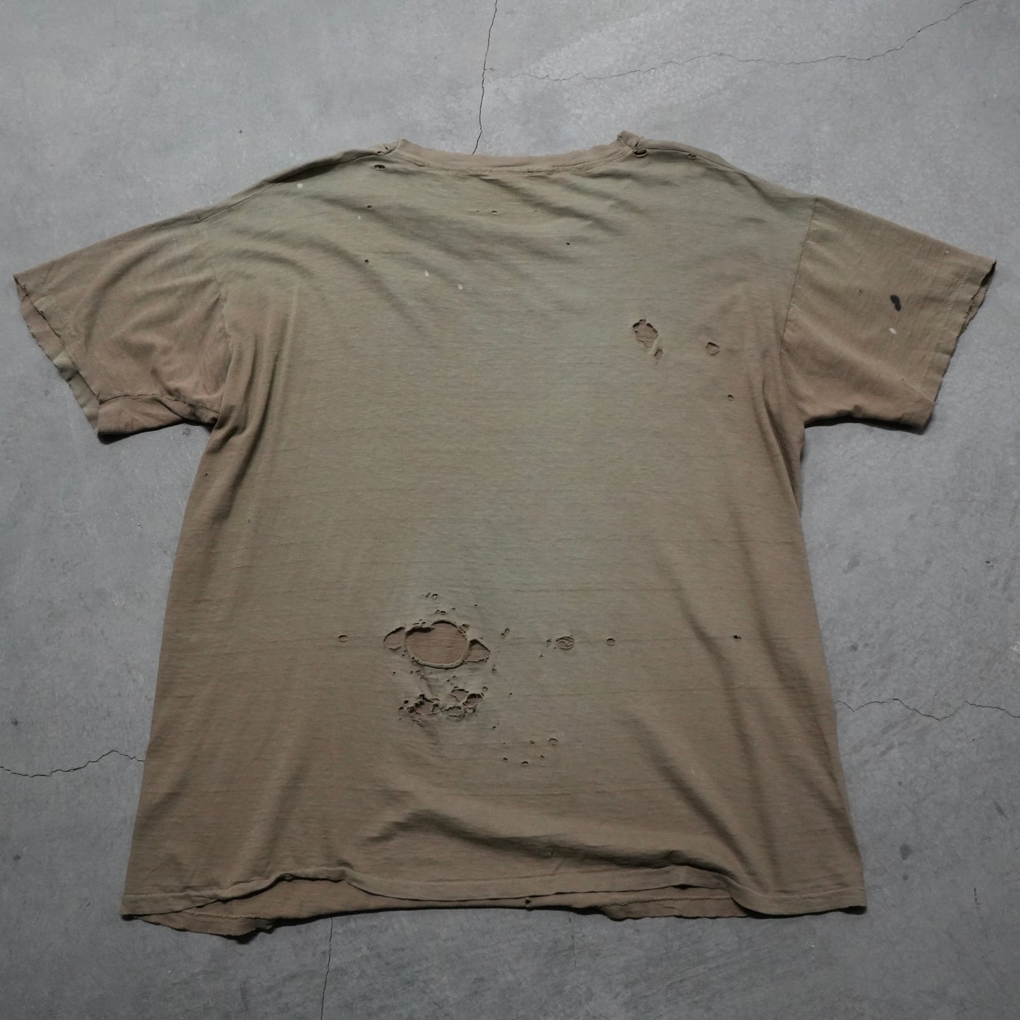 70s faded and thrashed tee
