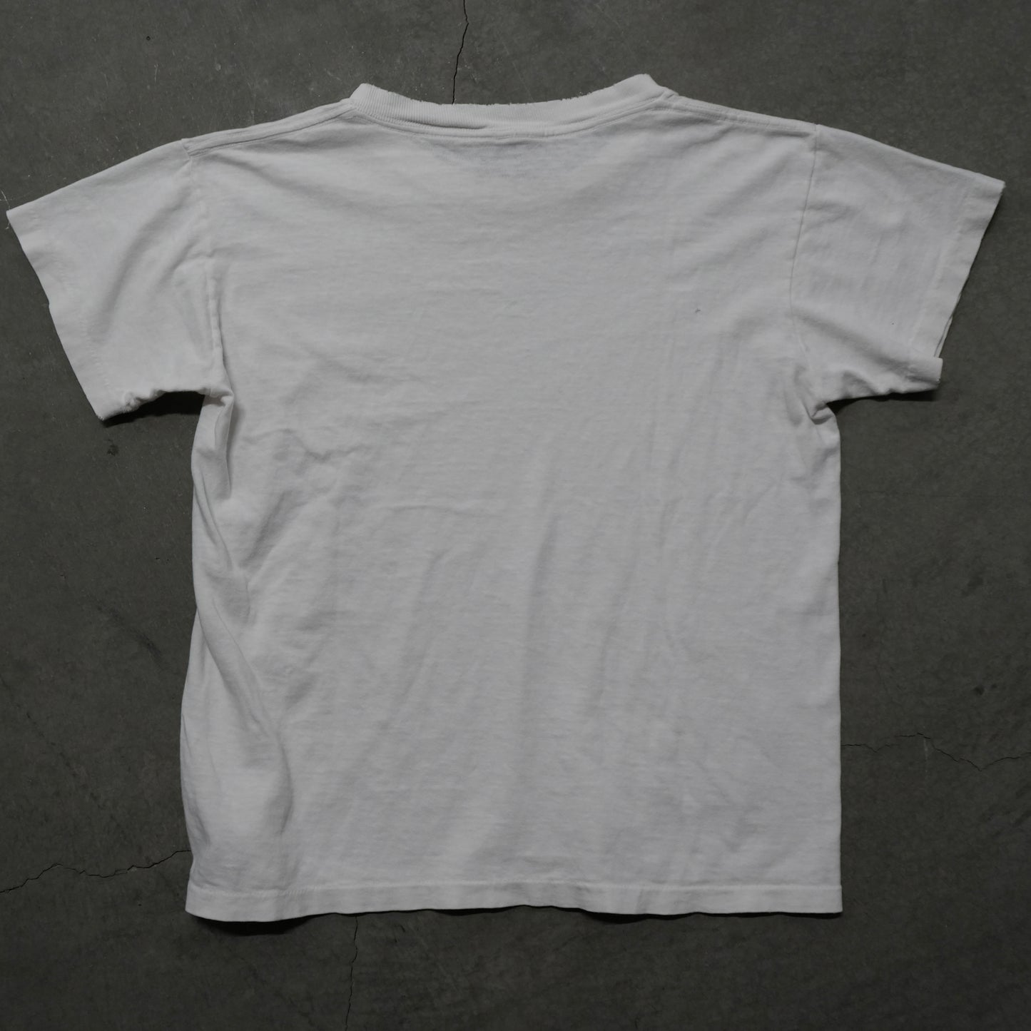 80s boxy white tee