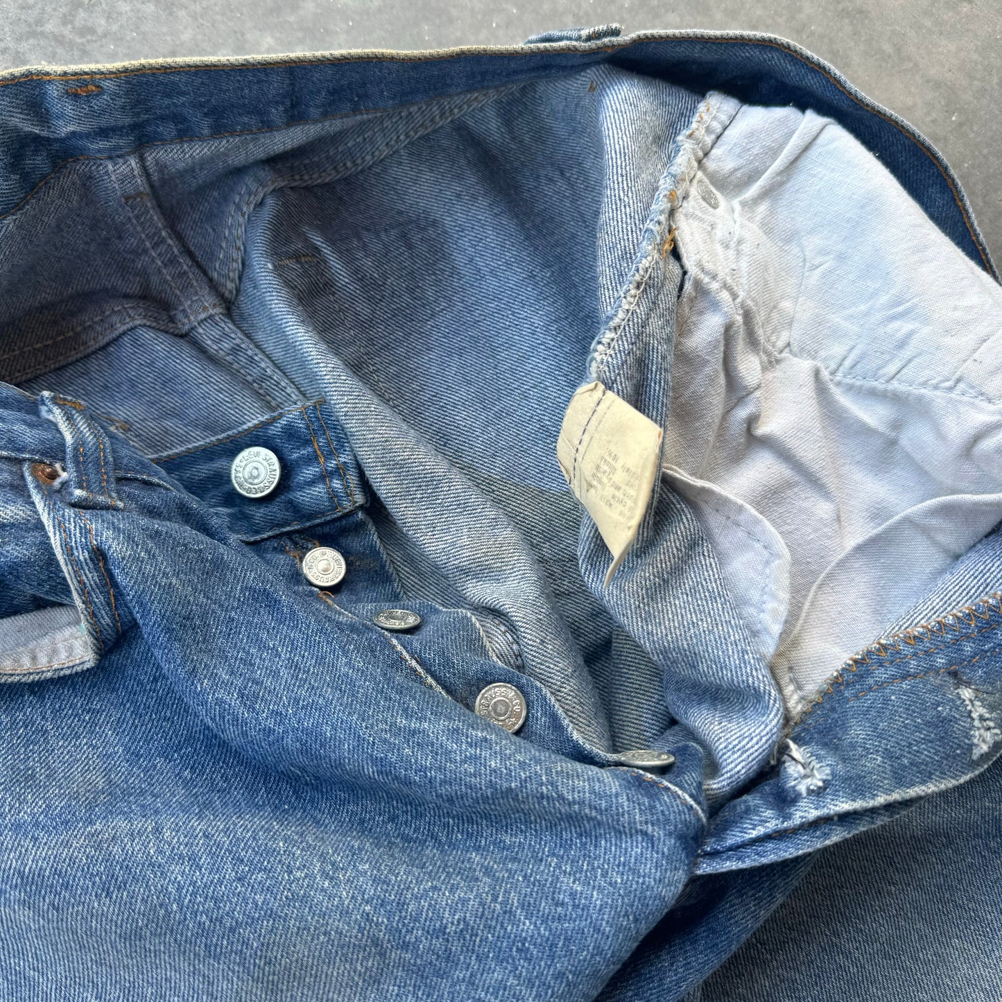 80’s Levi’s 501 Button Fly Denim Jeans