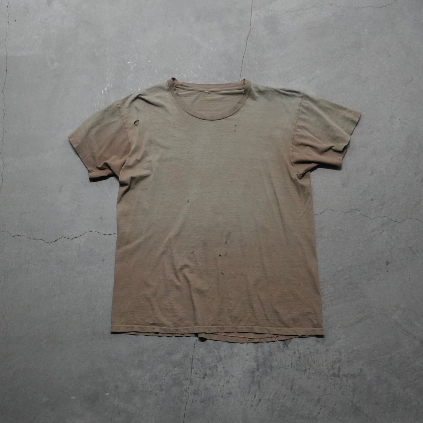 70s faded brown tee