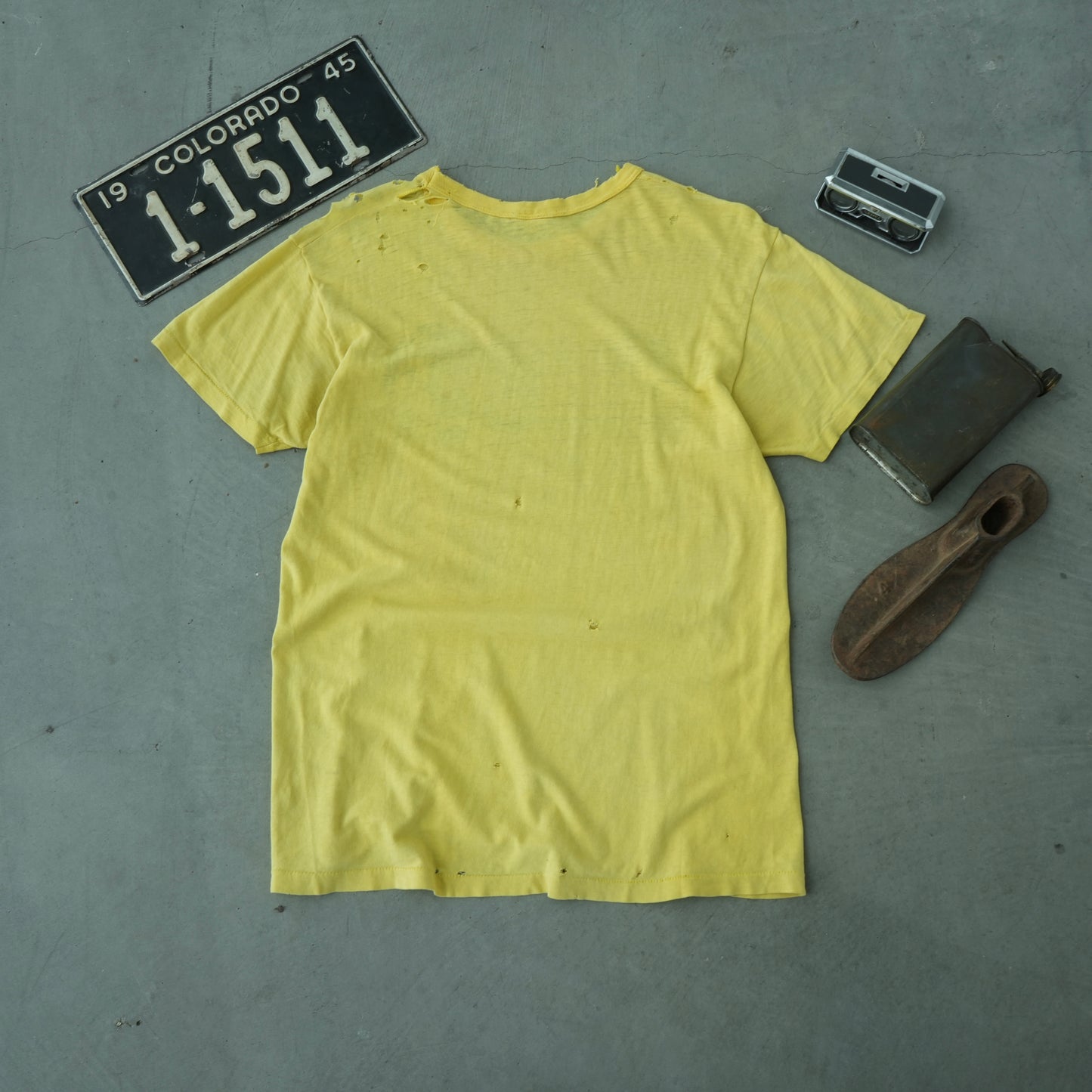 70s guitar store tee