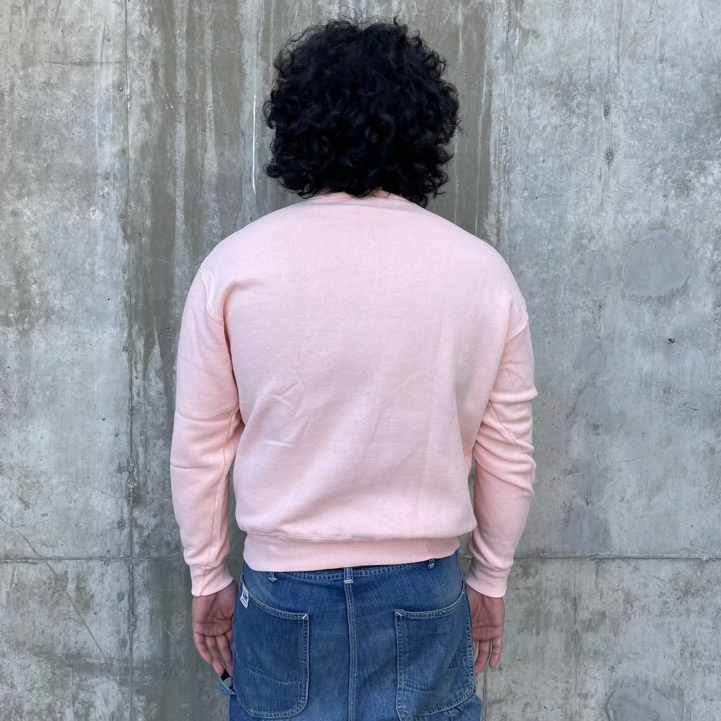 90’s Salmon Pink Russell Pullover Sweatshirt