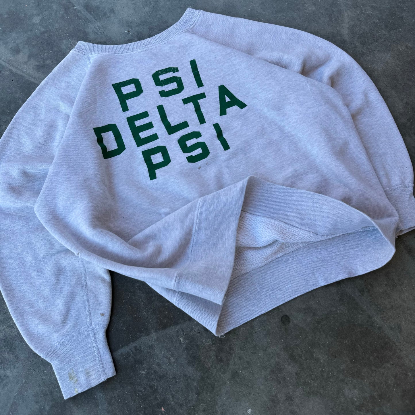 60s delta sweat