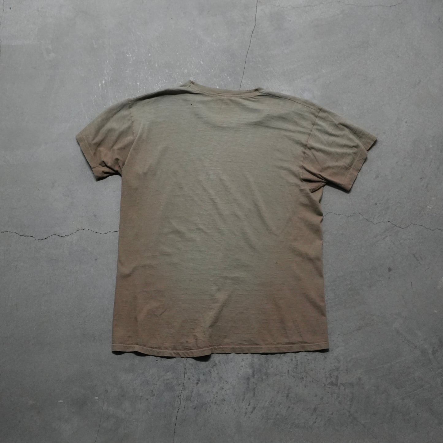 70s faded brown tee