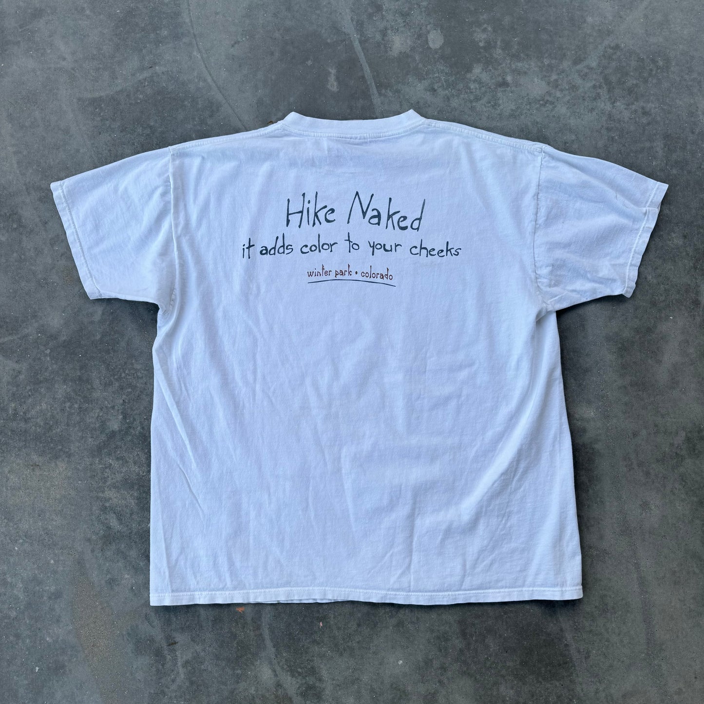 90s hike naked tee