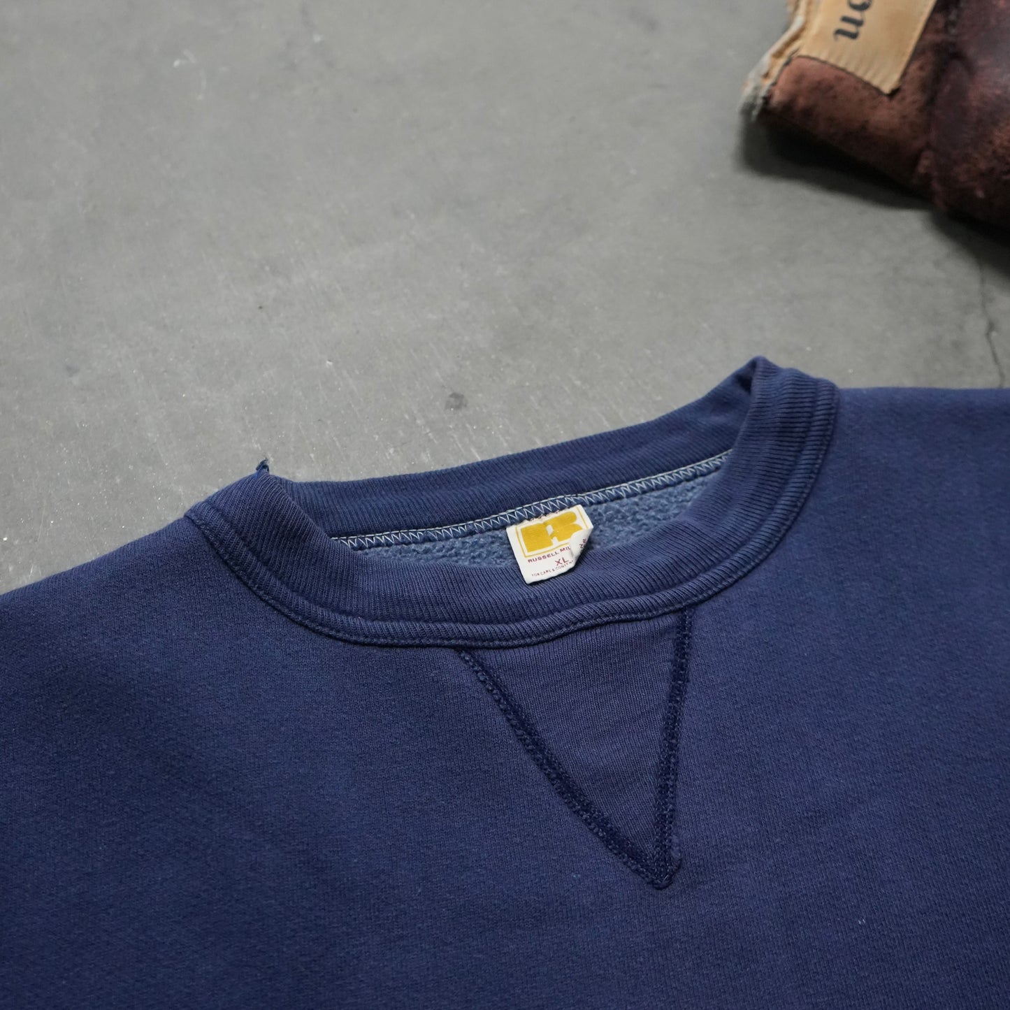 70s russell single v sweat