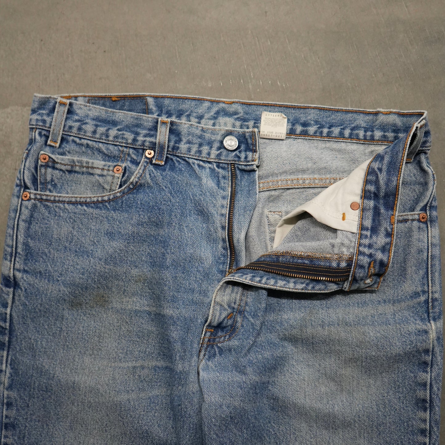 90s levi’s 517