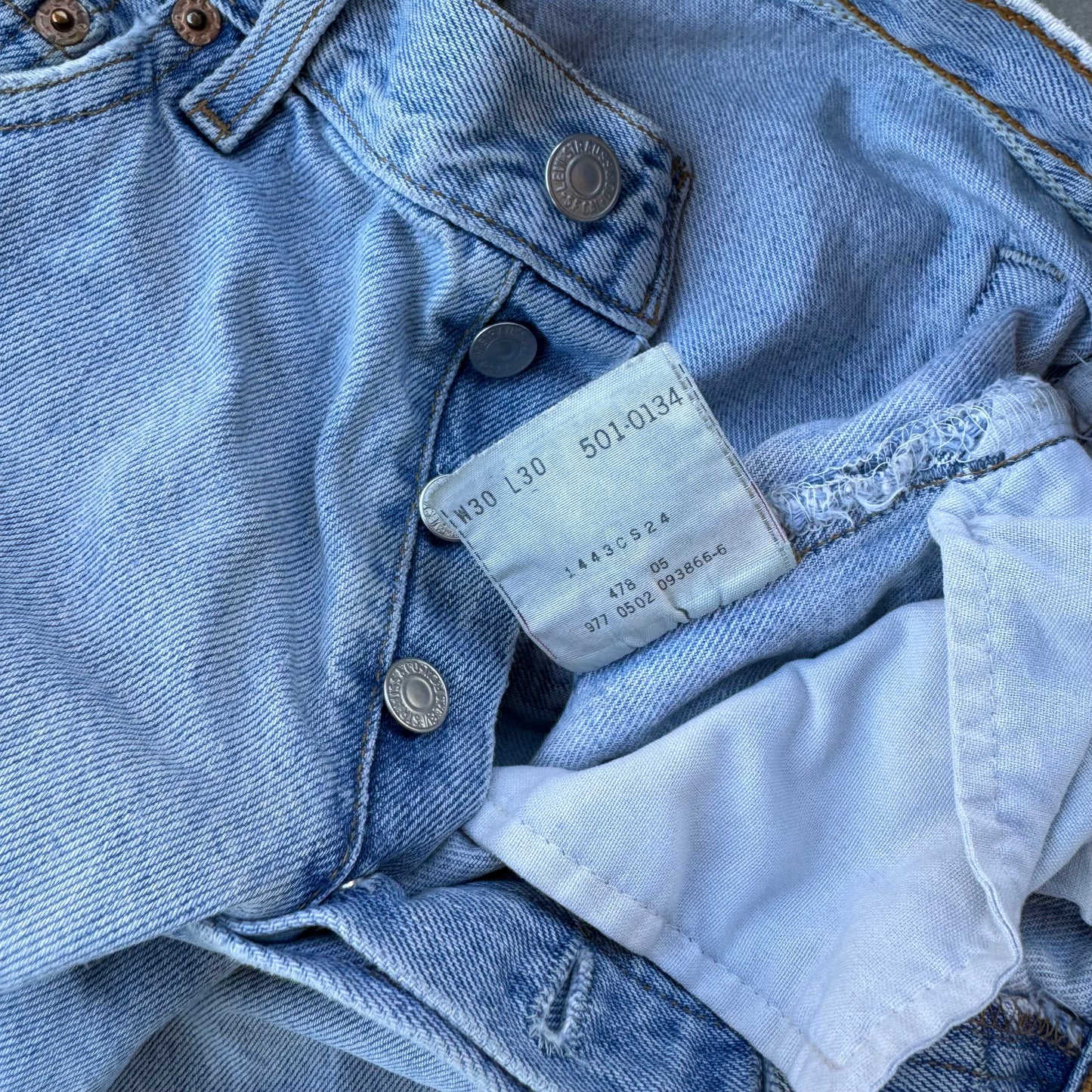 90s Levi’s 501