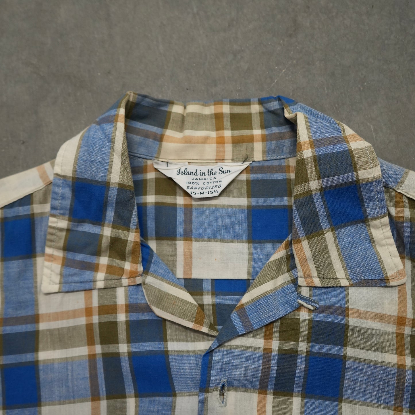 60s light cotton button up