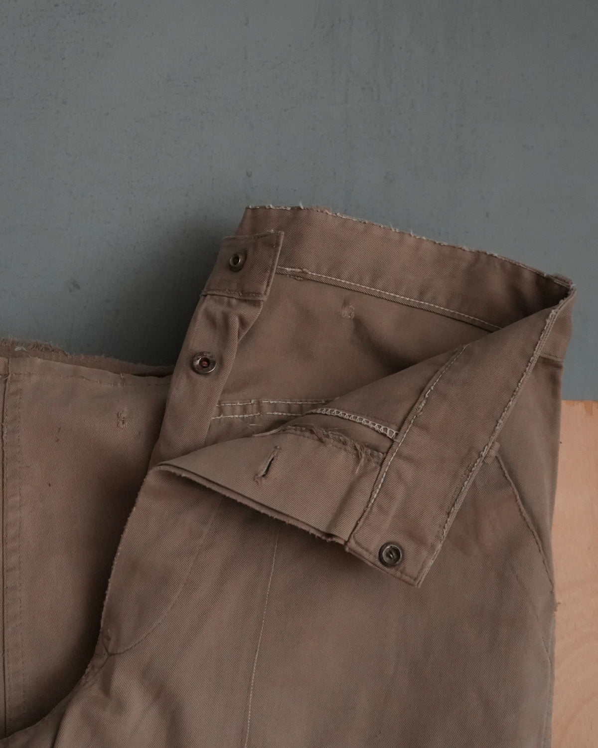 40s Donut Button Chinos