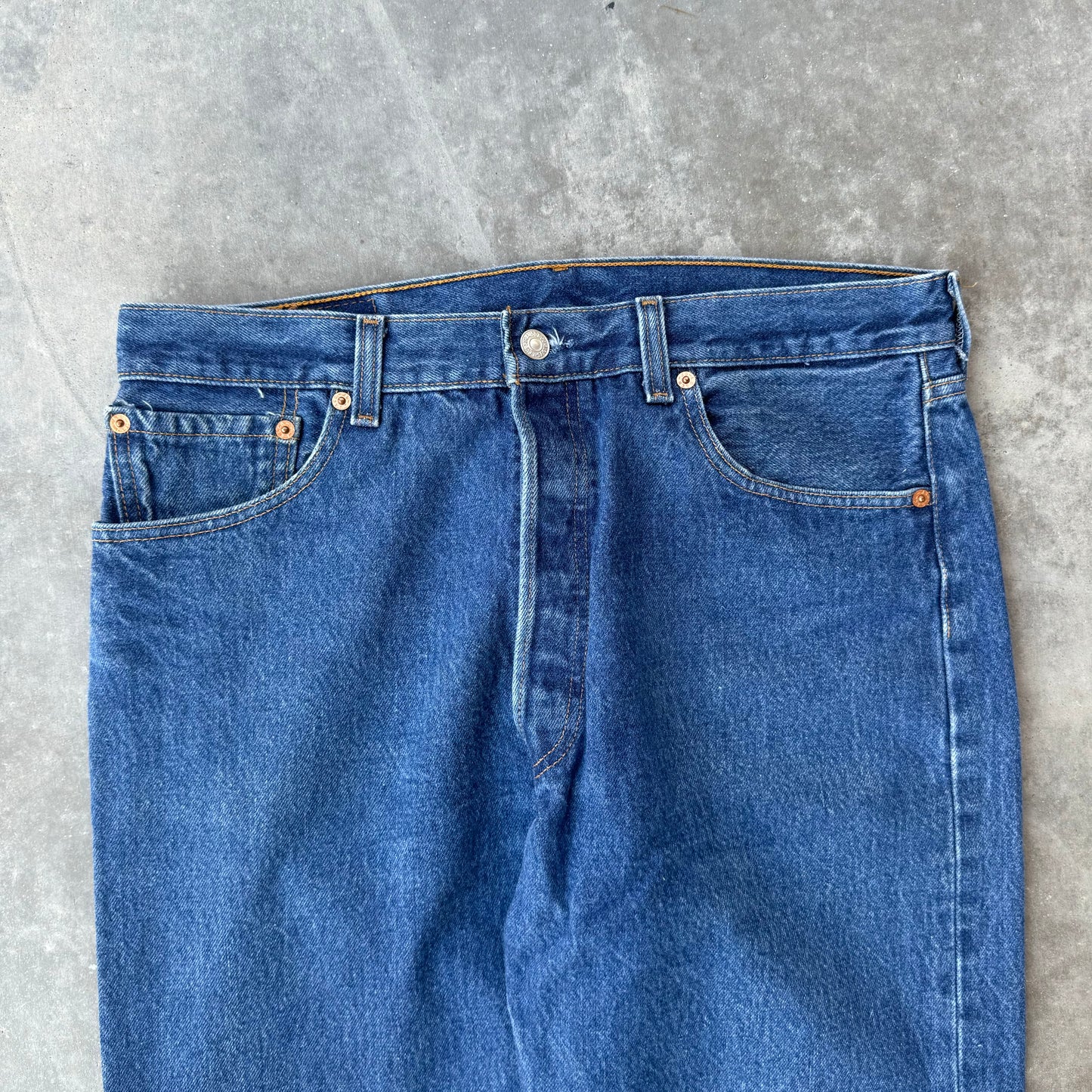 90s levi’s 501