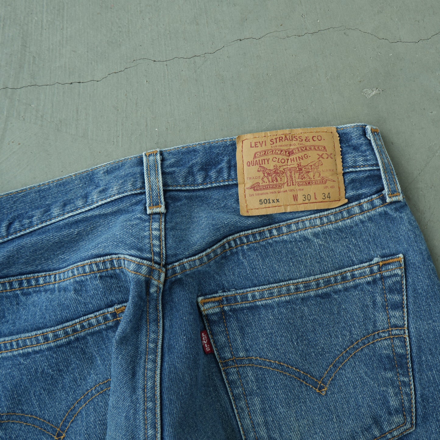 90s levi’s 501