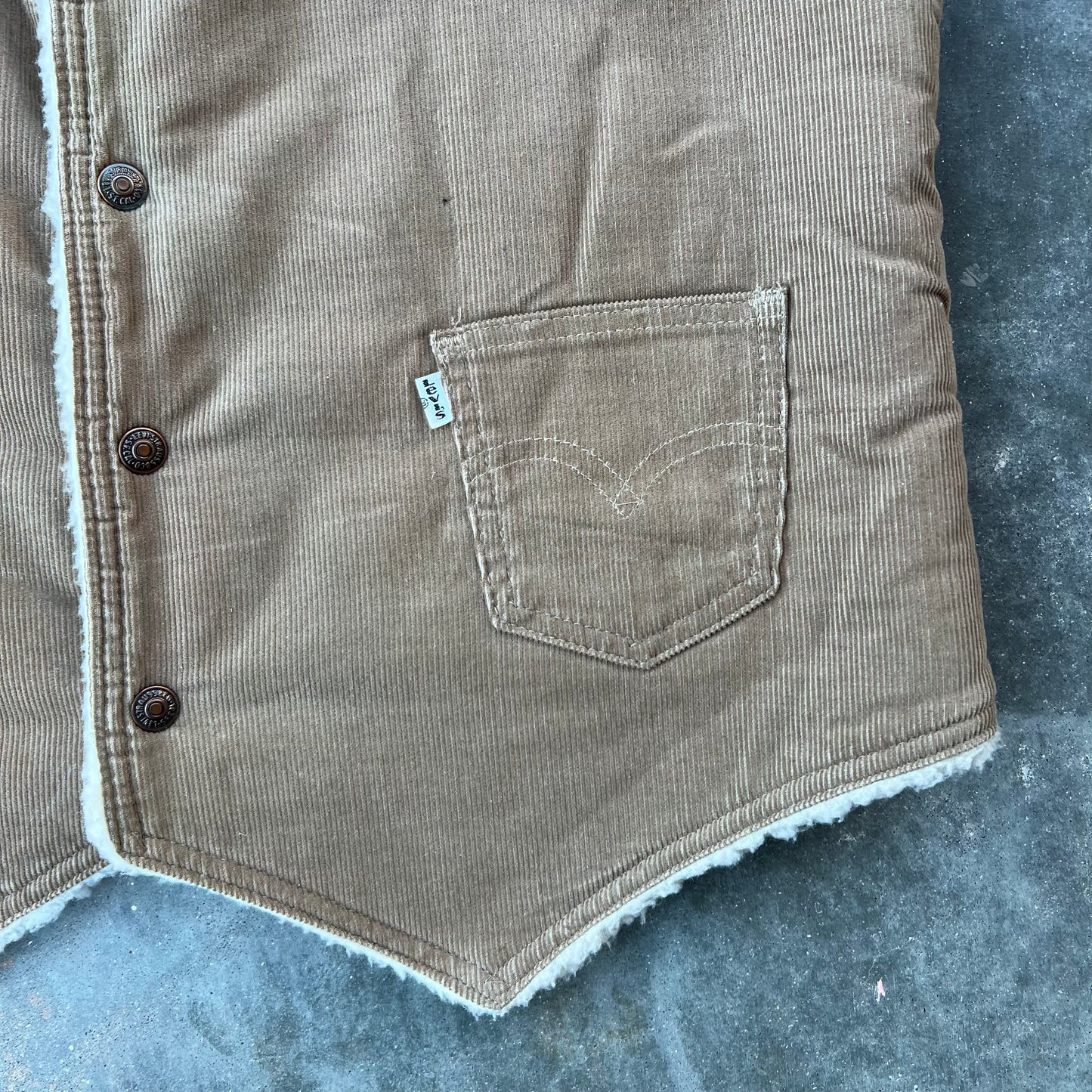 70s levi’s corduroy vest