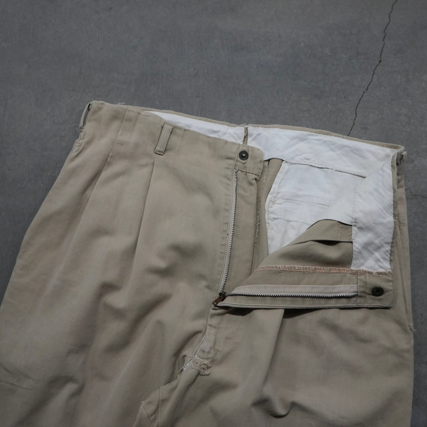 40s pleated chinos